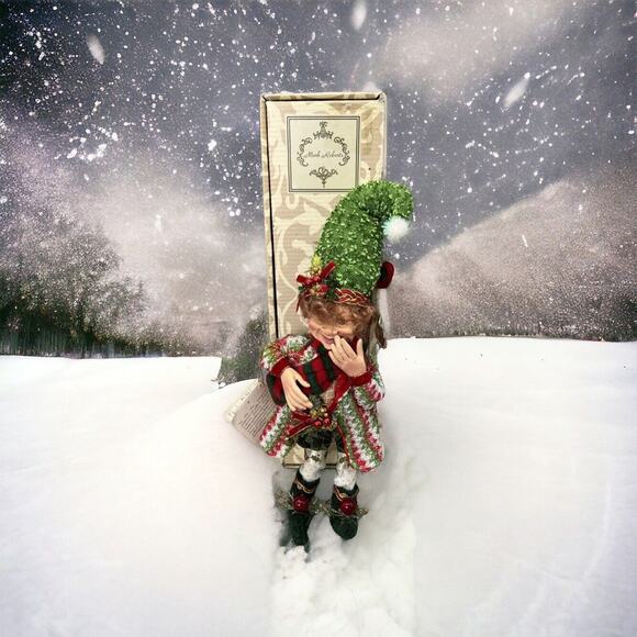 Mark Roberts Merry Berry Elf Medium NEW IN BOX 51-41494 RARE!!!